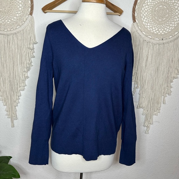 Banana Republic Sweaters - Banana Republic Deep Blue Knit V Neck Sweater Large